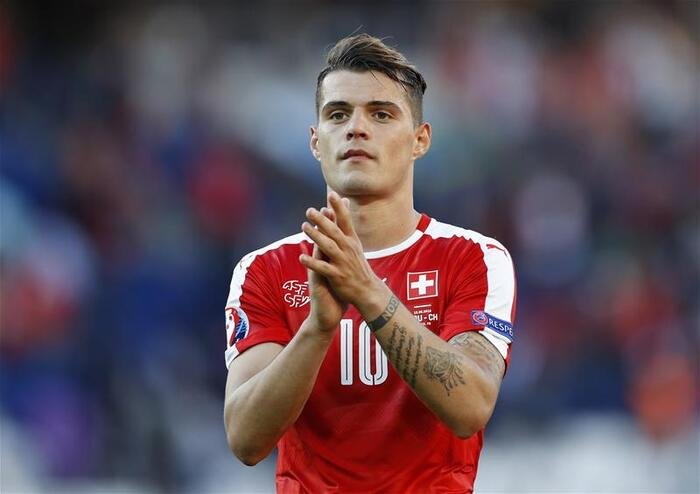 กรานิต ชาก้า ทีมชาติสวิตเซอร์แลนด์