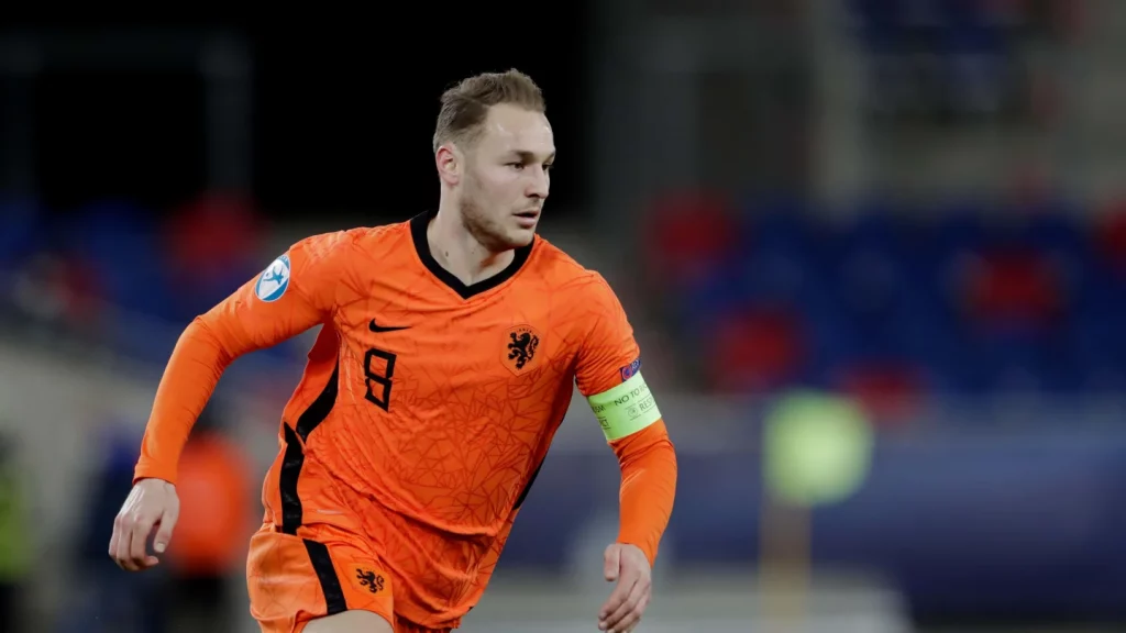 เทิน คูปไมเนอร์ส