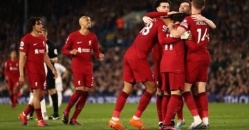 ลิเวอร์พูล บุกถล่ม ลีดส์ ยูไนเต็ด