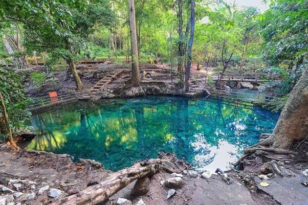 น้ำผุดปากช่อง