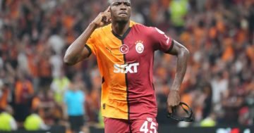 Chelsea given Victor Osimhen transfer green light as Napoli chief drops January hint