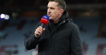 Gary Neville sends Chelsea star major Liverpool warning as 'really aggressive' tactic revealed