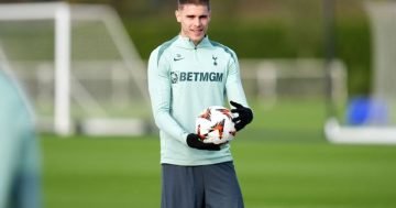 What Micky van de Ven did in Tottenham training return as clear six-word message sent