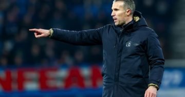 Robin van Persie one step closer to dream Arsenal reunion as he 'agrees' new job