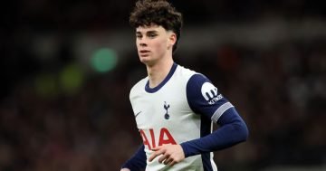 Archie Gray's big Tottenham challenge that Leeds United should have prepared him for