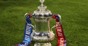 FA Cup รอบแรก การจับสลาก ถ่ายทอดสด อัปเดต ช่องโทรทัศน์ หมายเลขลูกบอล รายละเอียดกำหนดการแข่งขัน