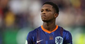 อาร์เซนอล, เซ็นสัญญา, จูเรียน ทิมเบอร์, สองประโยชน์