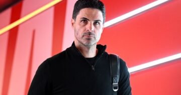 อาร์เซนอล, กลับมา, ทีม, โรงแรม, แอสตัน วิลล่า